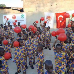 Für unbegleitete und Waisenkinder